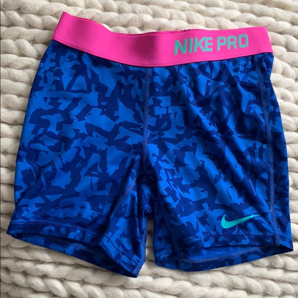 NIKE PRO SHORTS